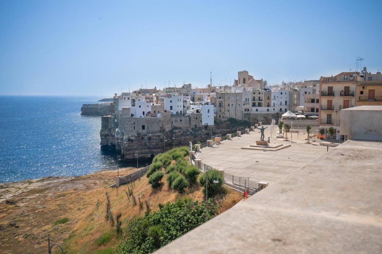 ホテル Donnamaria - Dimora Vista Mare ポリニャーノ・ア・マーレ エクステリア 写真