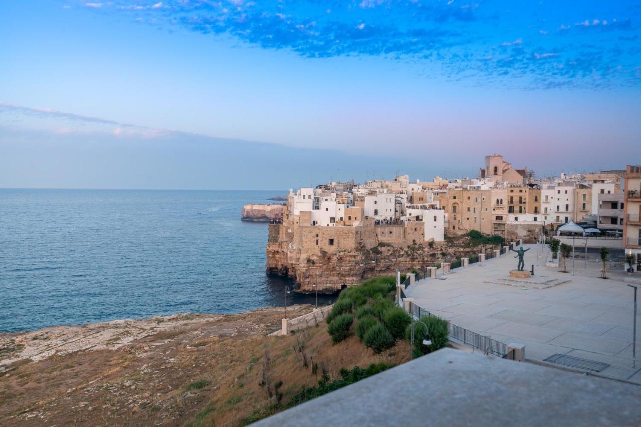 ホテル Donnamaria - Dimora Vista Mare ポリニャーノ・ア・マーレ エクステリア 写真